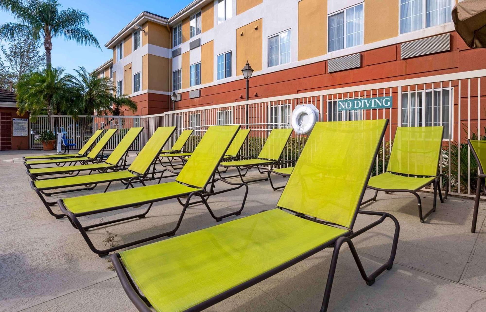 Extended Stay America Suites - Orlando - Convention Center - Universal Blvd Williamsburg Exterior foto