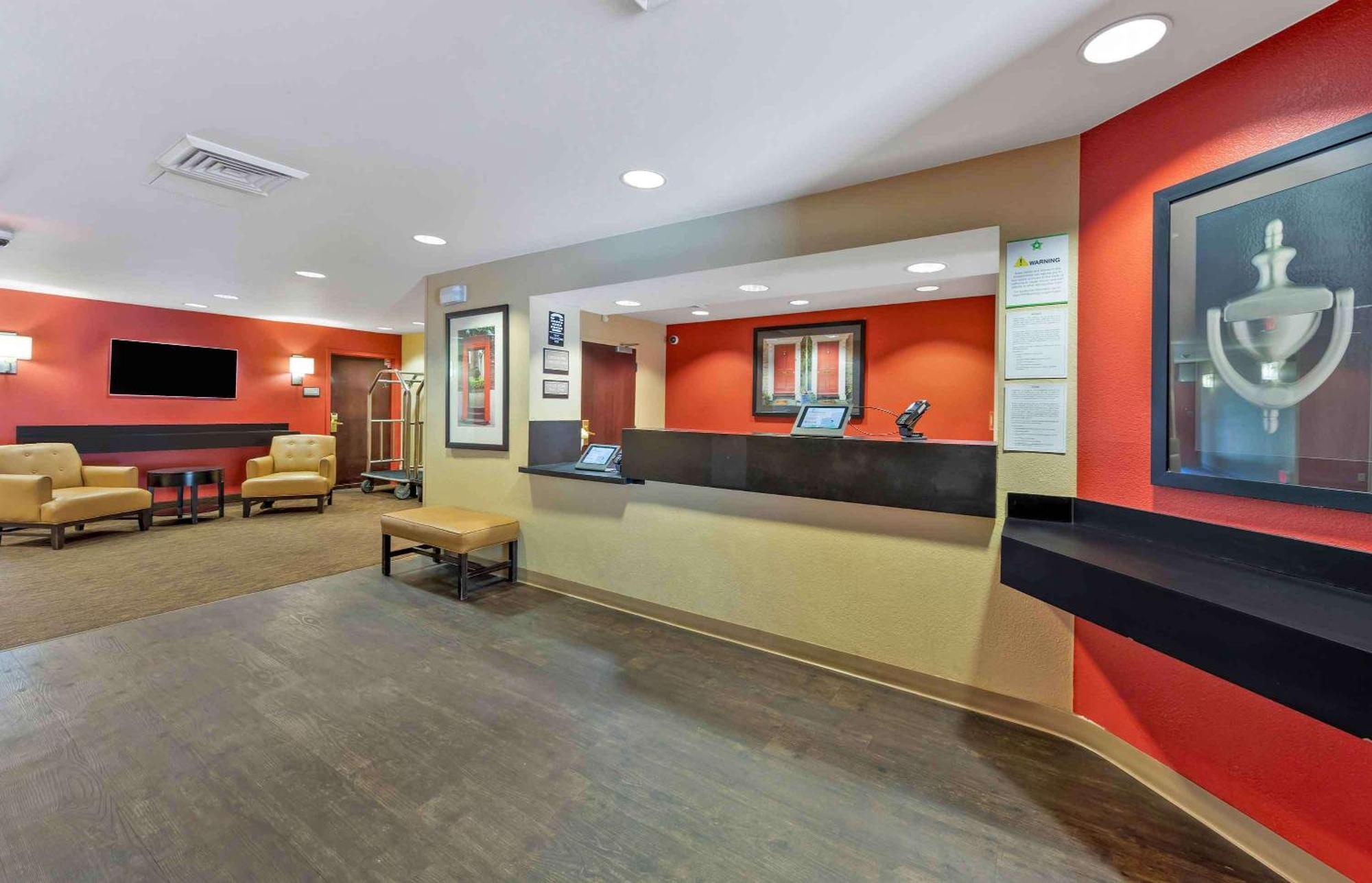 Extended Stay America Suites - Orlando - Convention Center - Universal Blvd Williamsburg Exterior foto